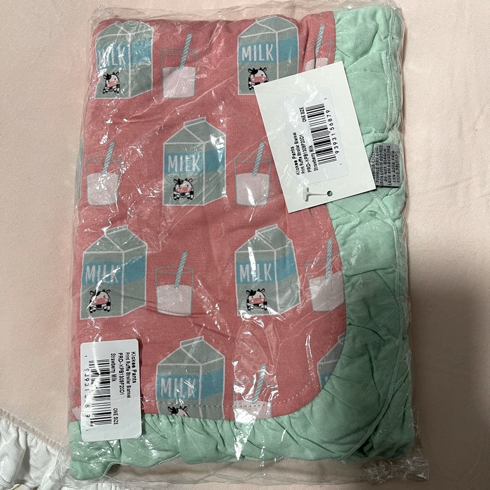 NWT Strawberry Milk Kickee Ruffle Stroller Blanket